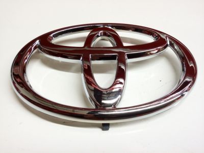 Toyota Matrix Emblem - 75311-AA030