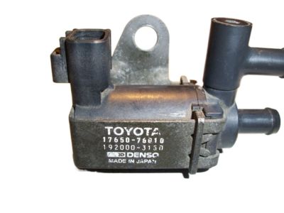 Toyota 17650-76010 Valve Assembly