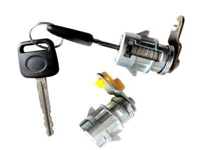 Toyota 69052-35090 Cylinder & Keys