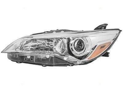 Toyota 81150-06E10 Drivers Halogen Headlight Headlamp Lens