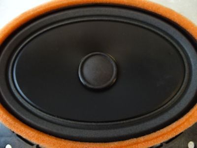 Toyota 86160-04130 Front Driver Speaker