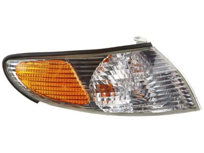 Toyota 81611-06040 Lens,  Parking & Clearance Lamp,  RH