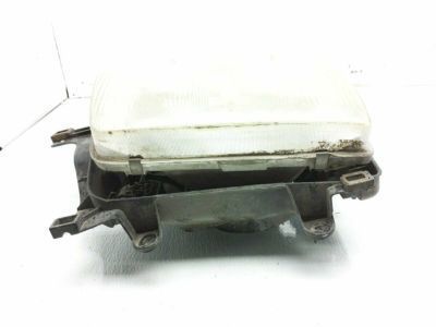 Toyota 81110-34010 Passenger Side Headlight Assembly