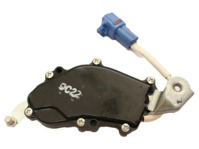 1997 Toyota Land Cruiser Door Lock Actuator - 69140-60010