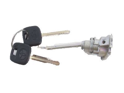 Toyota 69052-06130 Cylinder & Key Set