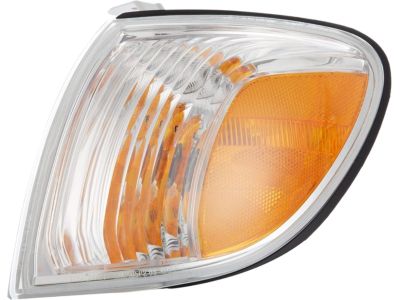 Toyota 81520-0C040 Signal Lamp