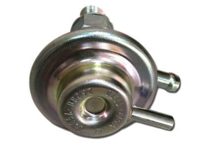 Toyota 23280-75010 Fuel Pressure Regulator