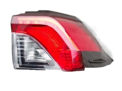 Toyota 81551-42230 Lens & Body,  Rear Combination Lamp,  RH