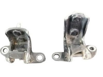 Toyota 68770-07010 Hinge Assy, Rear Door, Lower RH