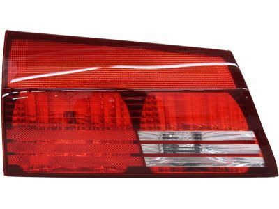 Toyota Sienna Tail Light - 81680-AE010