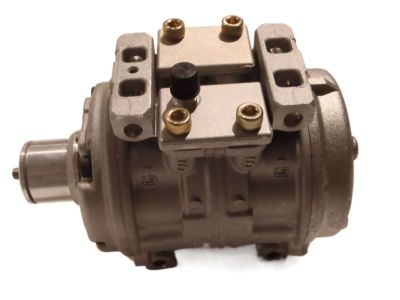 1986 Toyota Pickup A/C Compressor - 88320-12240-84