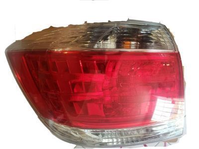 Toyota 81560-0E070 Combination Lamp Assy